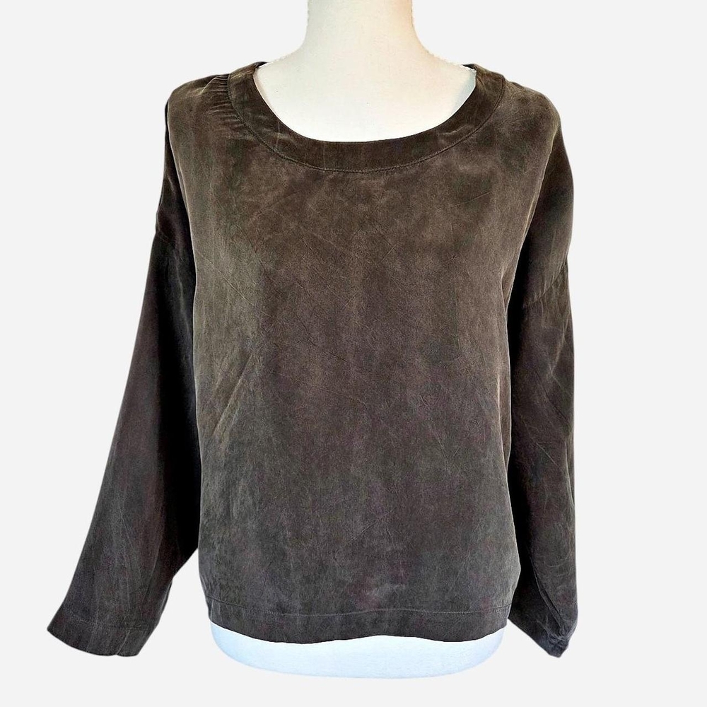NWT Amour Vert Boho Chic Soft Cupro Button Back Shirt in Olive Green Size L